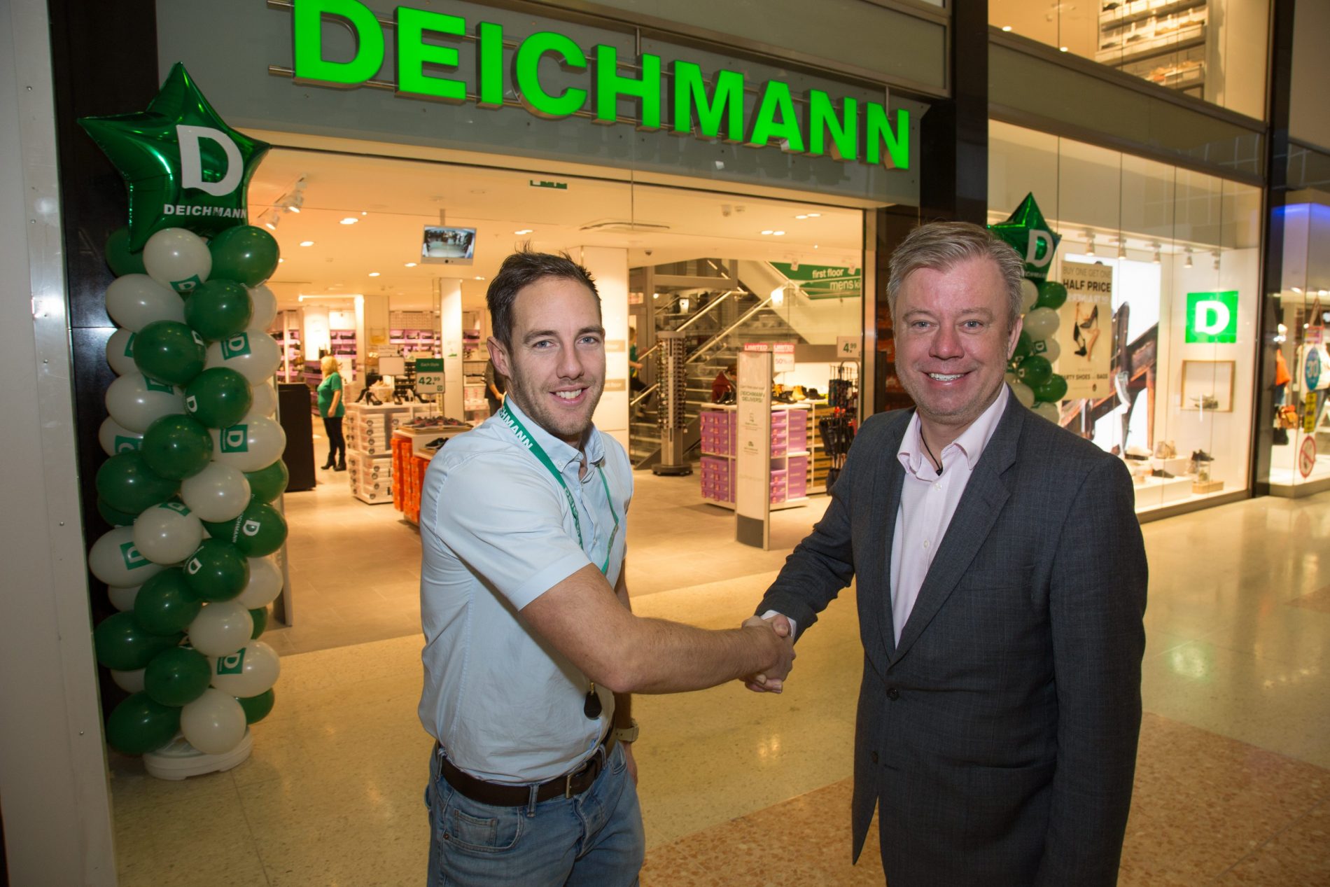 Optø, optø, frost tø Fru Synslinie Deichmann Opens New Store at the Dolphin Shopping Centre - Dorset Chamber  of Commerce and Industry